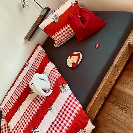 Conny'S B&B Niederweningen Εξωτερικό φωτογραφία